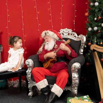 children's entertainer the real Santa Claus